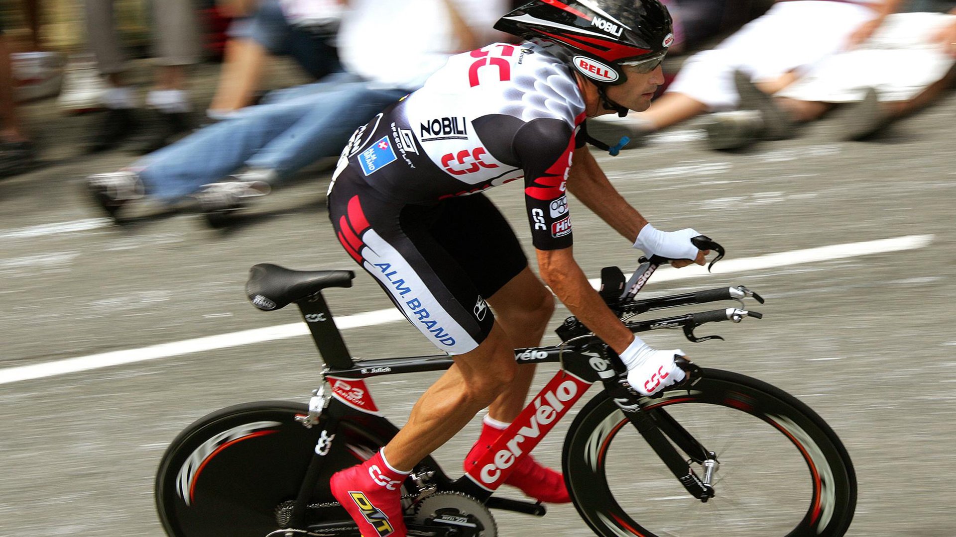 NBA季后赛焦点战，黄蜂收割雷霆，青春风暴席卷联盟