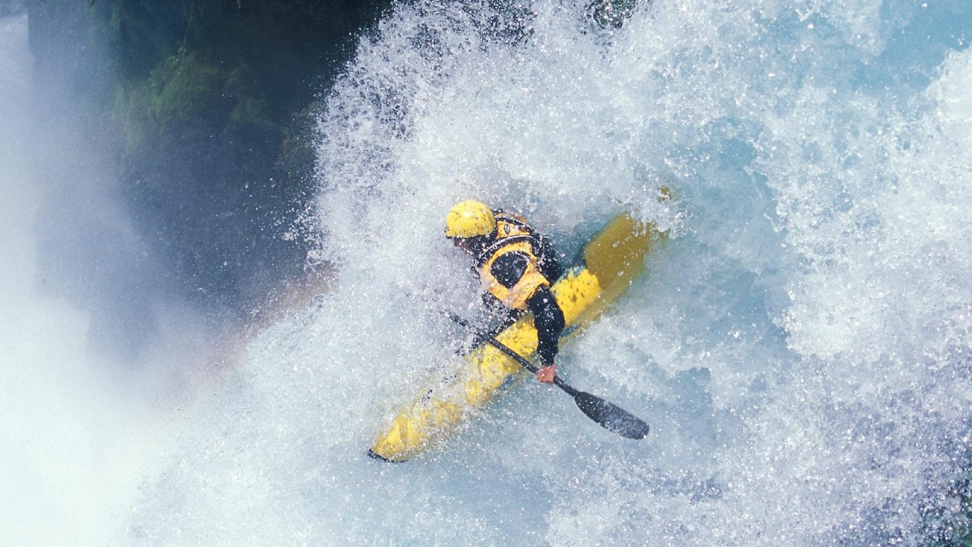 巴西淘汰赛过关拜仁，奥斯梅恩成为关键先生，当桑巴舞步踏碎德式铁壁