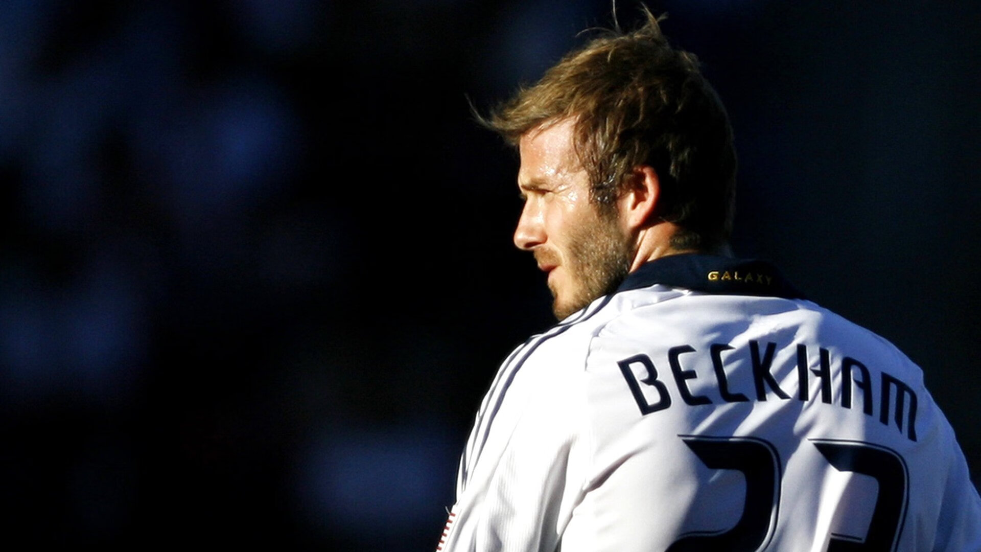 韩国防守锁死巴黎，三笘薰成为关键先生，亚洲足球的战术革命与身份觉醒