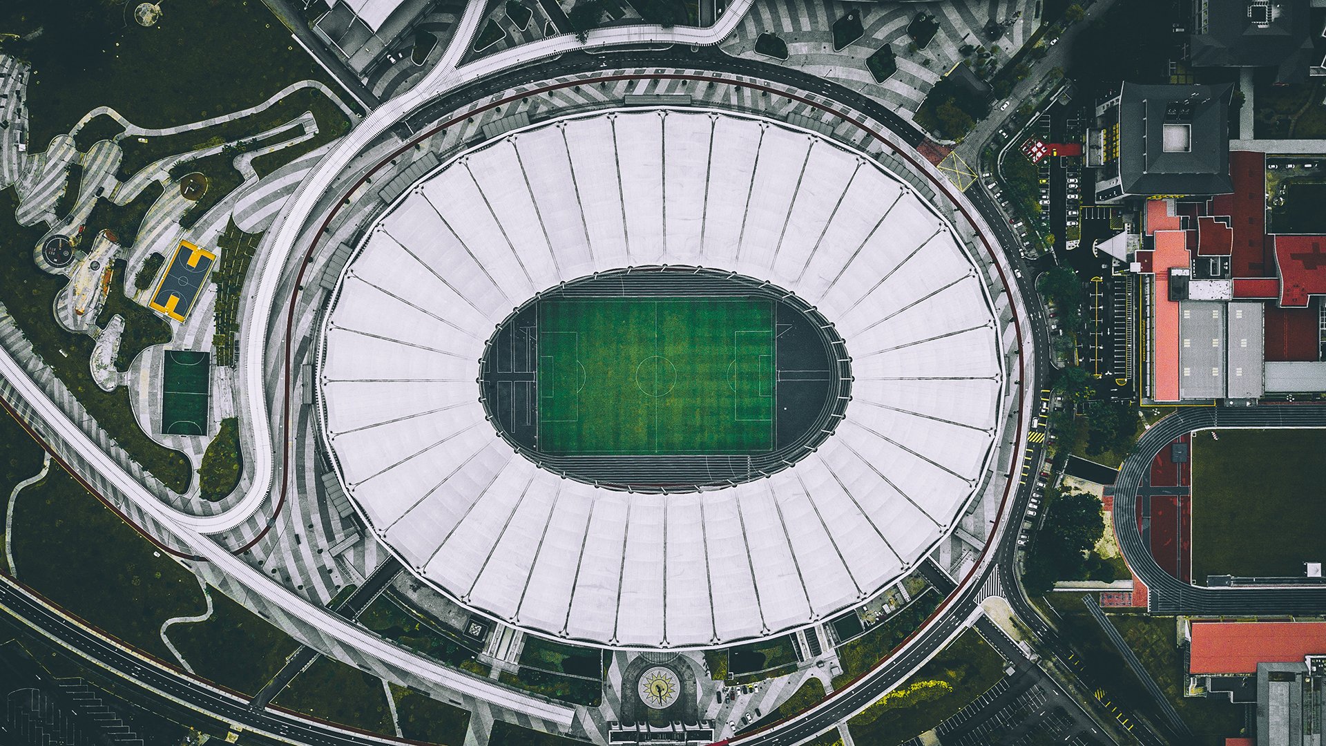 2026世界杯F组强强对话，喀麦隆铁骑碾压匈牙利，卢卡库天神下凡闪耀全场